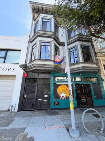 2BR/1BA Flat on Folsom St · San Francisco