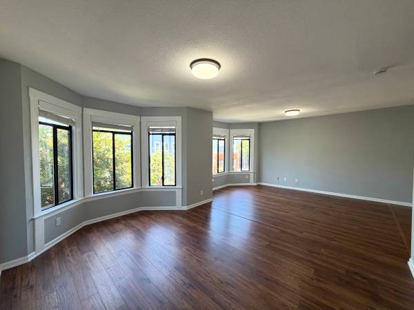 2BR/1BA Flat on Folsom St · San Francisco photo 5