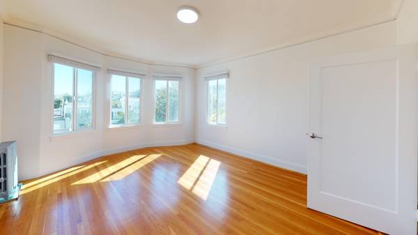 Union Street - Spacious &amp; Bright Top Floor, Corner Unit photo 2