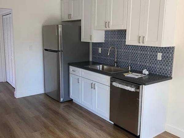 Duplexs on Chemeketa Dr · San Jose photo 2
