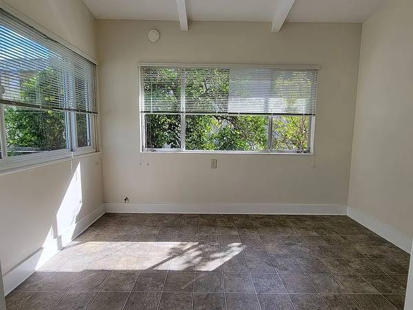 Townhouses on Capitola Rd · Santa Cruz photo 5