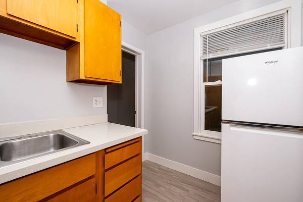 Apartments on 143rd Ave · San Leandro photo 4