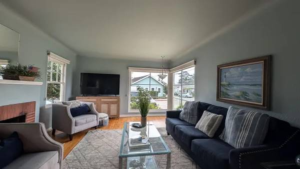 Houses on Seaview Ave · Santa Cruz photo 3