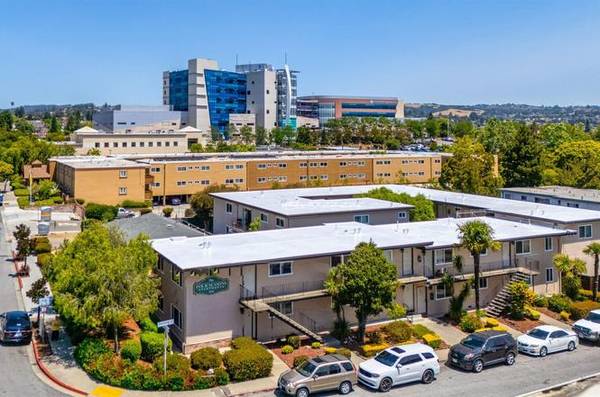 2BR/1BA Apartment · Hayward photo 4