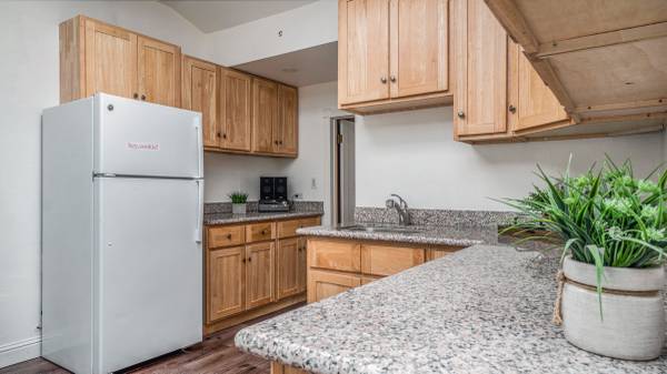 2BR/2BA In-Law · Concord photo 3