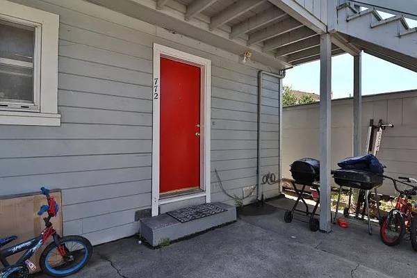1BR/1BA Apartment on E San Bruno Ave · San Bruno photo 3