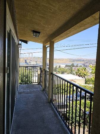 2BR/1BA Apartment on Francis Street · Crockett