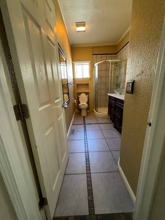 5BR/3BA Single Family House on Monroe St · Santa Clara photo 4