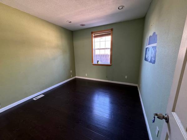 5BR/3BA Single Family House on Monroe St · Santa Clara photo 5