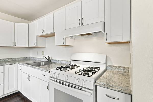 3BR/2BA Single Family House · Santa Cruz photo 5