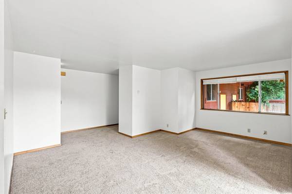 3BR/2BA Single Family House · Santa Cruz photo 3