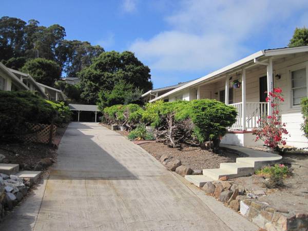 Apartments on High St Unit Unit 9 · Santa Cruz photo 4