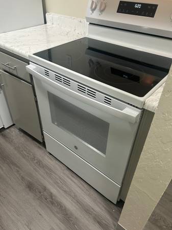 Apartments on Church Ln · San Pablo photo 2