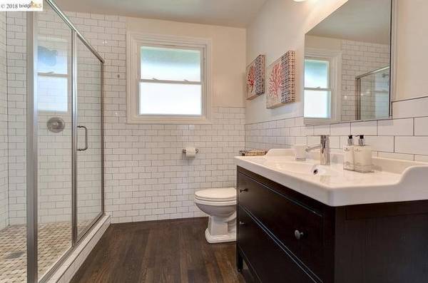 1BR/1BA Apartment on High Street Oakland Ca Usa · Oakland