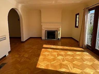 2BR/2BA Single Family House on Topaz Way · San Francisco