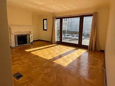 2BR/2BA Single Family House on Topaz Way · San Francisco photo 3