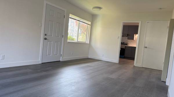 2BR/1BA Apartment on Sacramento St · Berkeley photo 2