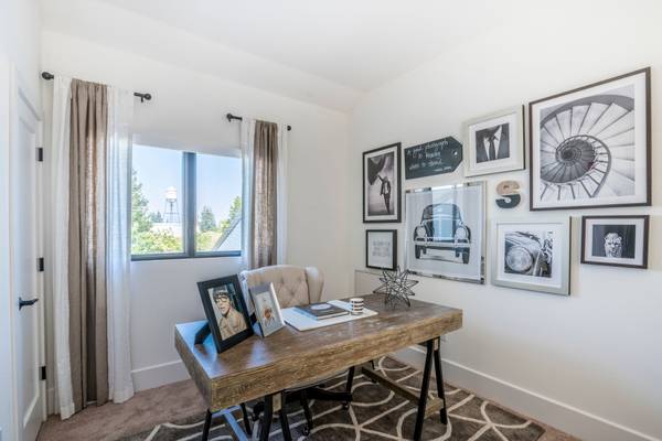1BR/2BA Apartment on Dillon Ave. · Campbell photo 3