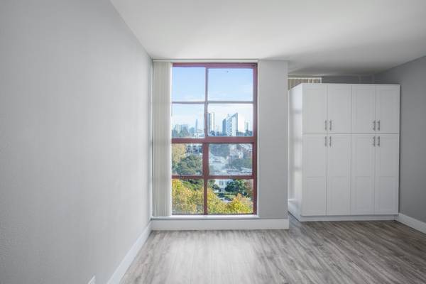 Webster Tower & Terrace photo 2