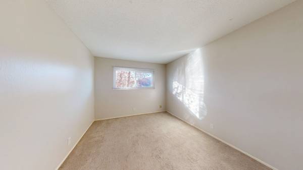 922 Carlson Boulevard, Richmond (Condo) photo 5