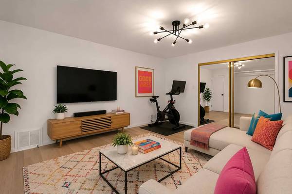 Apartments on Crestline Dr · San Francisco photo 3