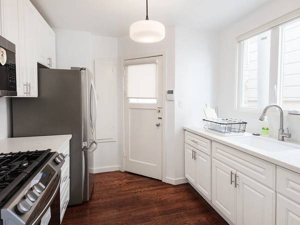 1739 Lake St San Francisco, CA 94121 photo 2