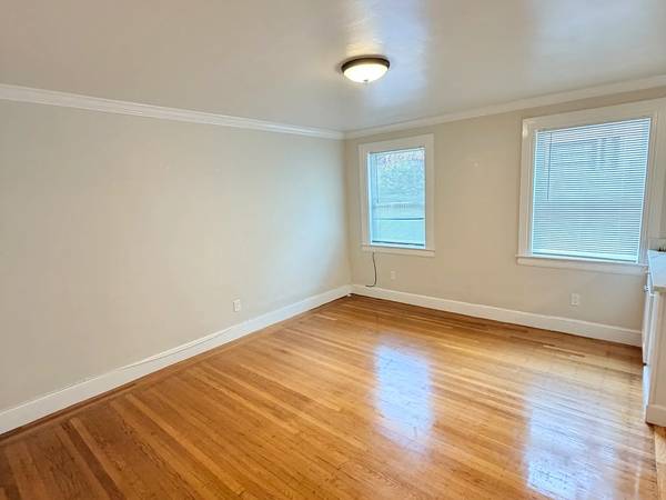 Apartments on Clay St · San Francisco photo 2