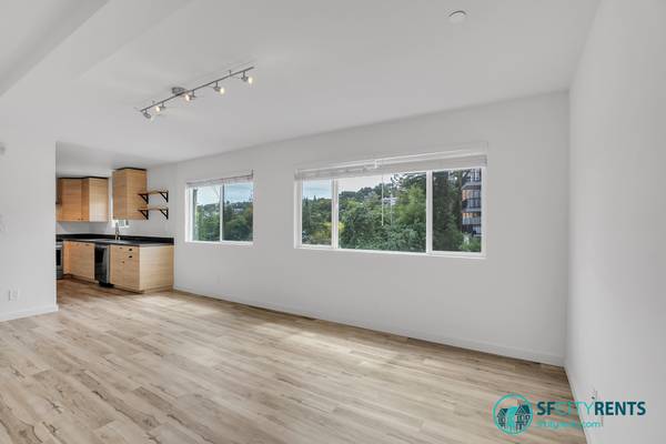 Apartments on Canyon Rd · Redwood City photo 2