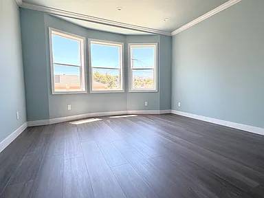 2BR/2BA Single Family House on Crystal Springs Rd · San Bruno photo 3