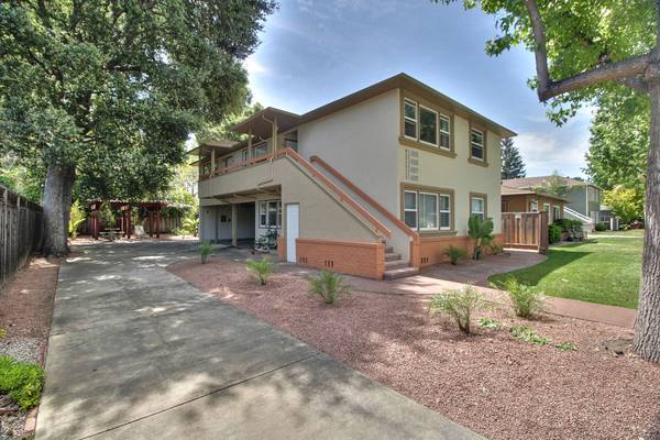0BR/1BA Apartment on Waverley Street · Menlo Park photo 2