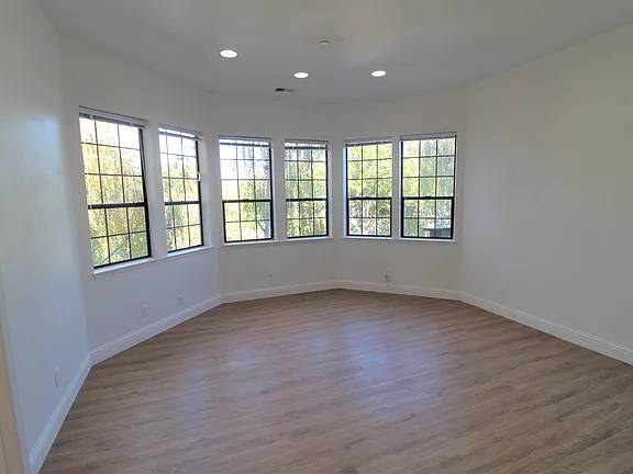 2BR/1BA Apartment on Diablo Avenue · Novato photo 4