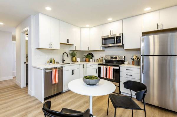 Apartments on N Main Street · Walnut Creek photo 4