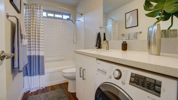 Apartments on Alaska Avenue · Fairfield photo 4