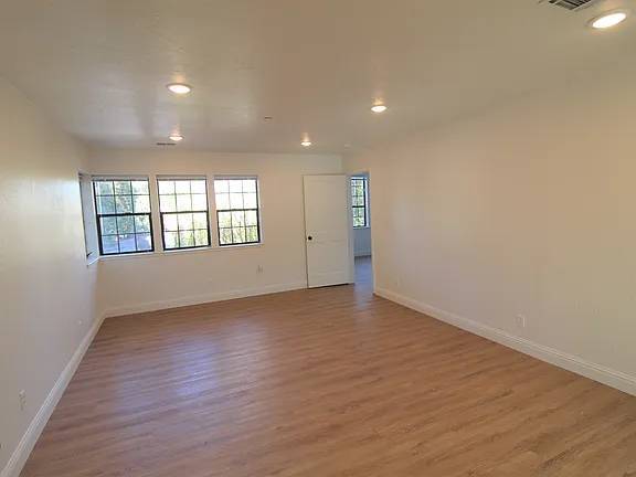 Apartments on Ash Street · Palo Alto