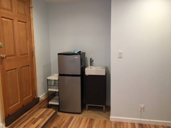 0BR/1BA Apartment · San Francisco photo 3