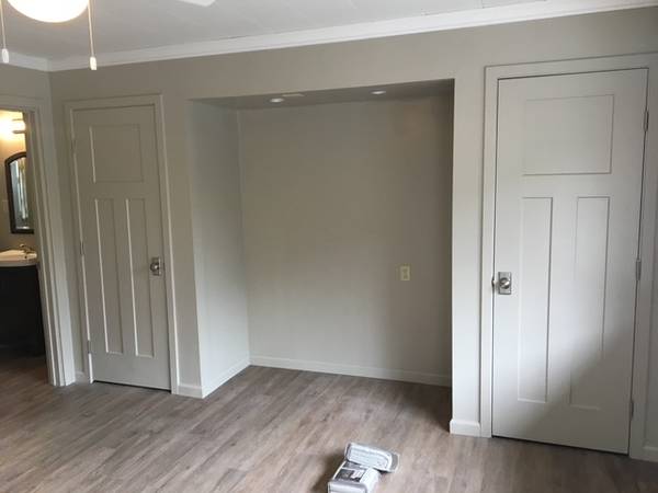 0BR/1BA Apartment on Farmers Lane · Santa Rosa photo 4