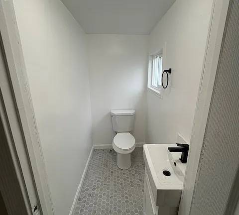 Apartments on E 16th St Unit 2 · Oakland photo 5