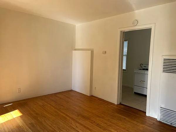 1BR/1BA Apartment on Anita Rd · Burlingame photo 5