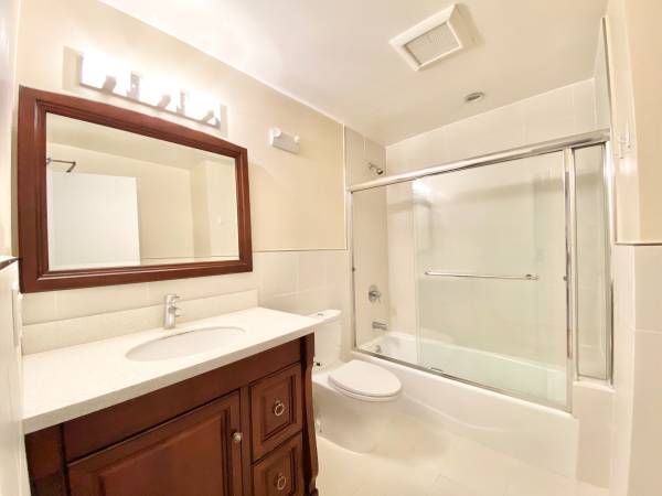 0BR/1BA Apartment · San Francisco photo 5