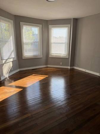 2BR/1BA Apartment on 99th Avenue Ct · Oakland photo 3