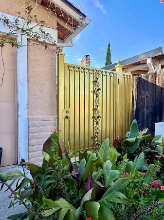 1BR/1BA In-Law · Pittsburg photo 2