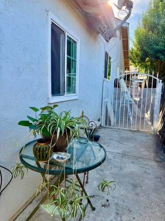 1BR/1BA In-Law · Pittsburg photo 4
