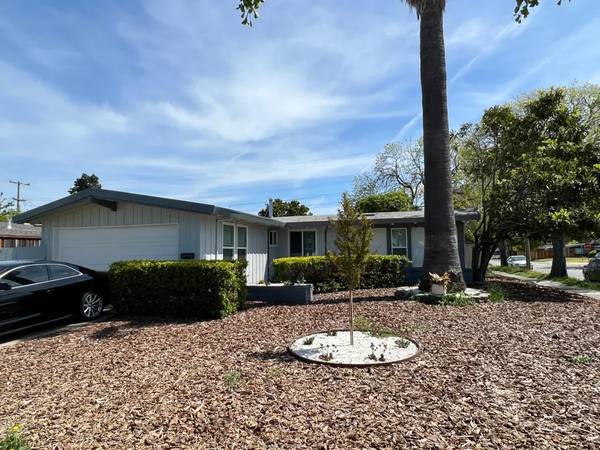 742 Lakebird Dr Sunnyvale, CA 94089 photo 2