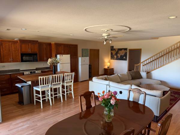 3BR/1BA Apartment · Santa Cruz photo 4