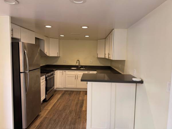 2BR/1BA Apartment · Napa photo 5