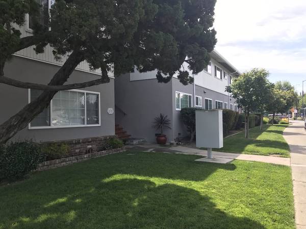 1BR/1BA Apartment · Campbell
