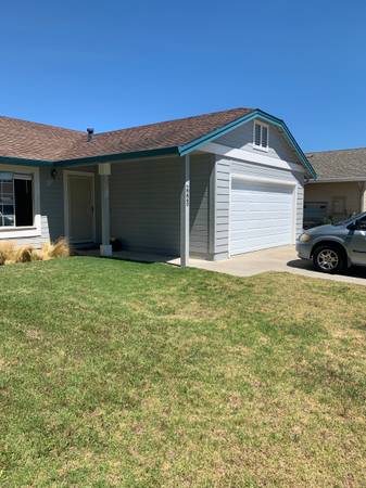 3BR/2BA Single Family House on Lagoon Court · Santa Cruz photo 3