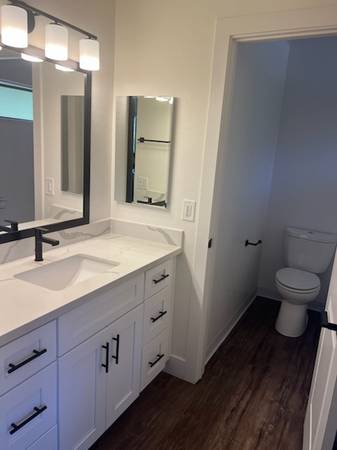 0BR/1BA Apartment · Larkspur photo 4