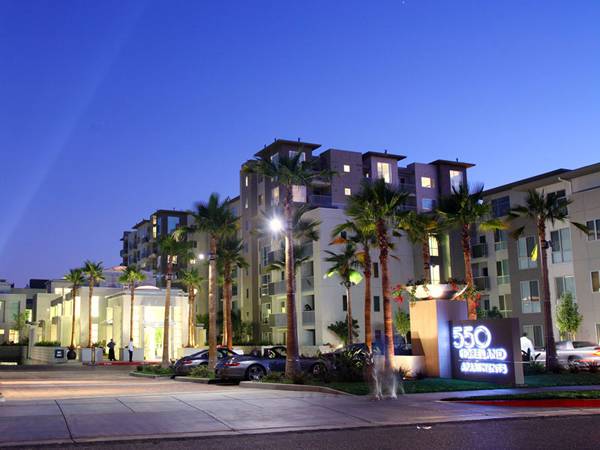 Apartments on Moreland Way · Santa Clara photo 3