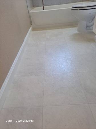 2BR/1BA Apartment · Oakland photo 5